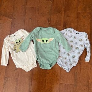 Grogu/BabyYoda baby onesie bundle 3-6 months